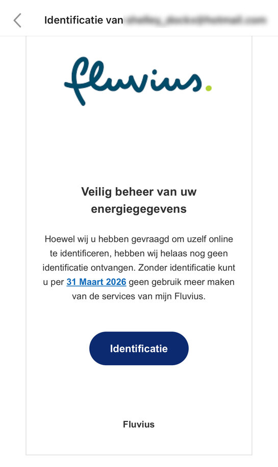Waarschuwing voor phishingbericht over identificatie voor veilig beheer energiegegevens Screenshot van een phishingmail die zich voordoet als Fluvius en misleidende informatie geeft over identificatie voor veilig beheer van energiegegevens