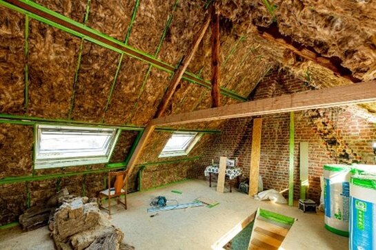 Dakisolatie: bij elk seizoen meer comfort. Isolatiemateriaal in het dak